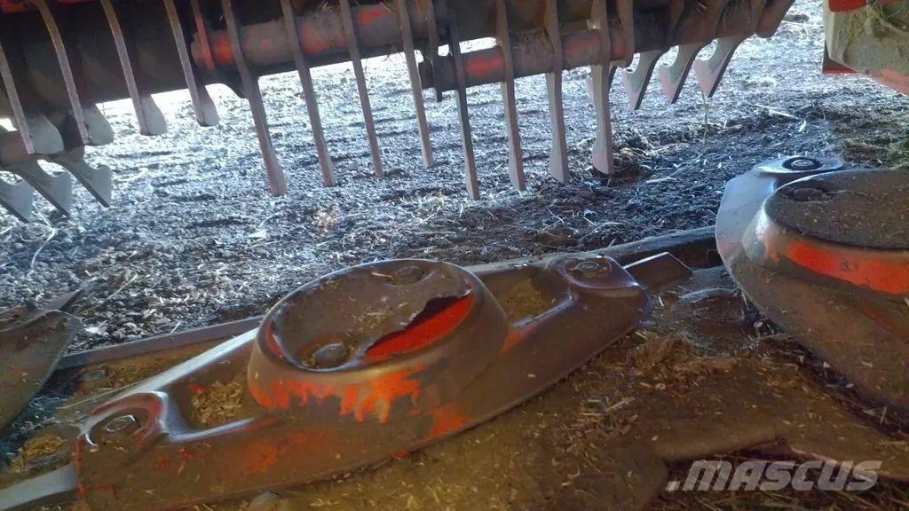 Kuhn FC 314 D FF 装载牵引式割草机