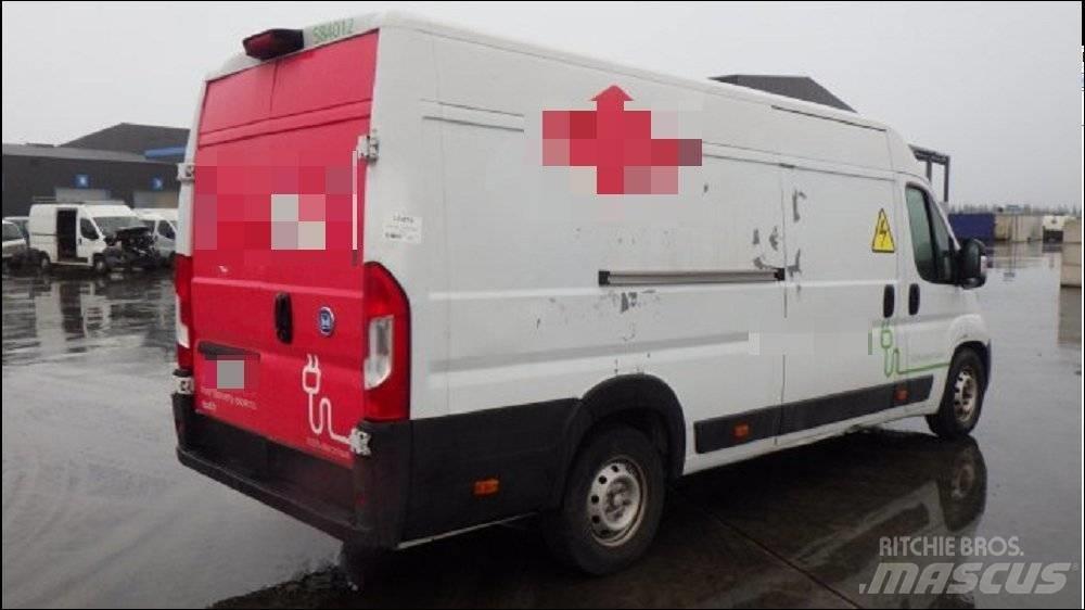 Fiat Ducato 商务面包车