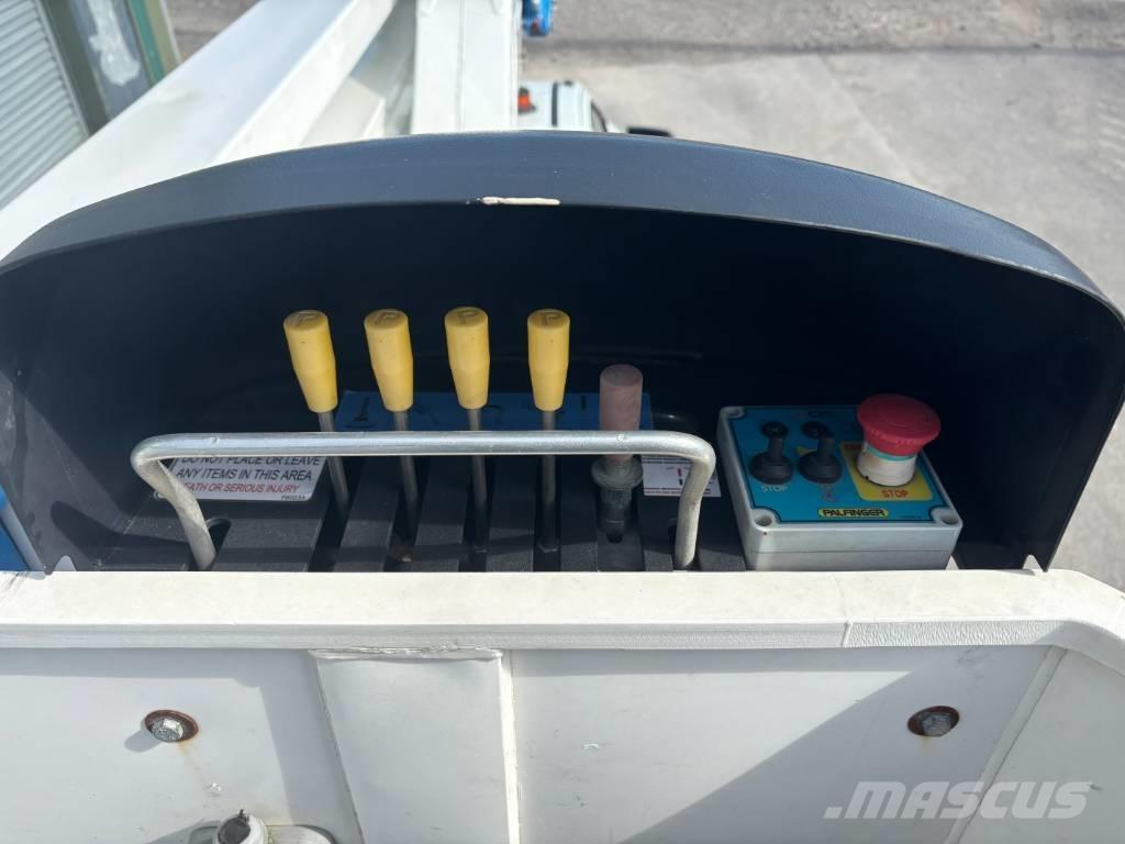 Palfinger P130A 车载式高空作业车