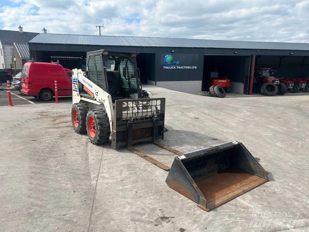 Bobcat 763 滑移装载机