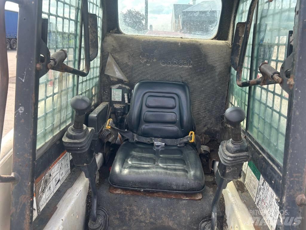 Bobcat 763 滑移装载机