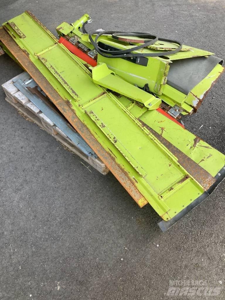 CLAAS Tucano 480 联合收割机