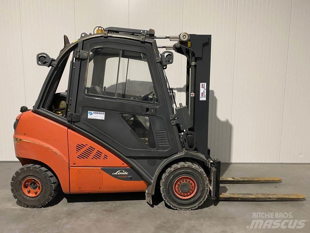 Linde H25T-393 天然气叉车