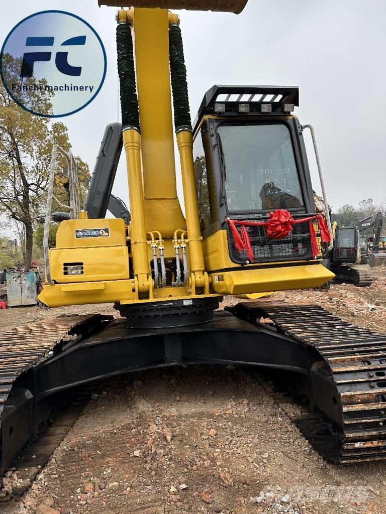 Komatsu 220 履带挖掘机