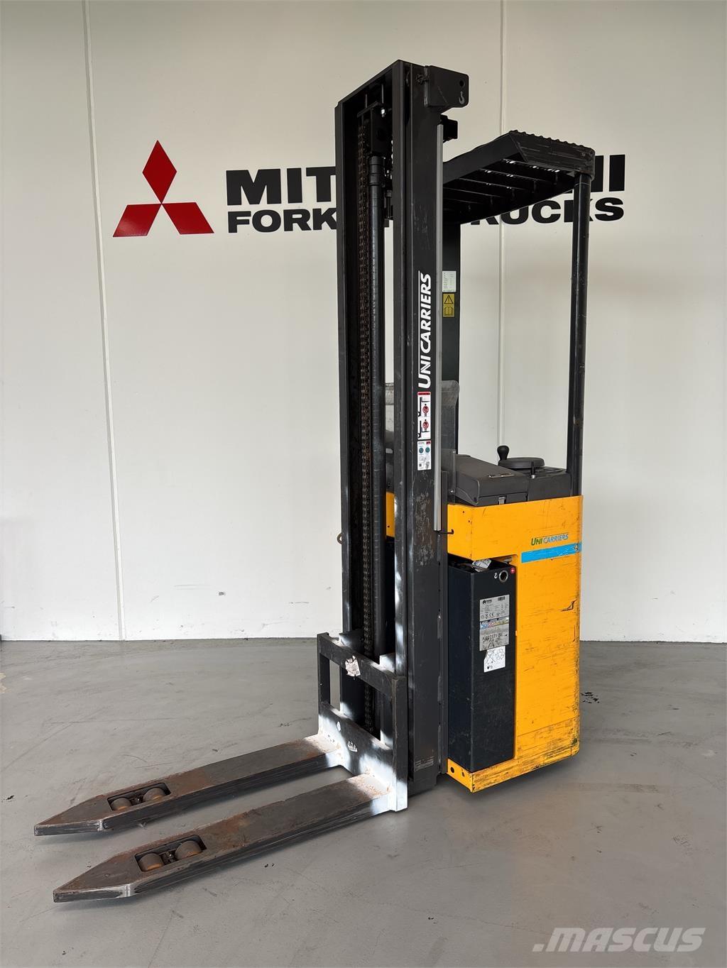 Atlet A160 行走式堆垛机