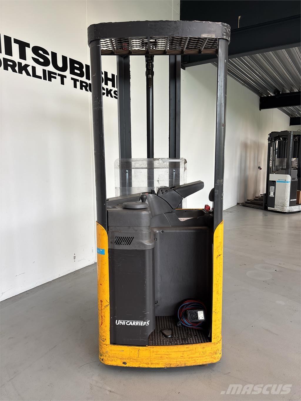 Atlet A160 行走式堆垛机