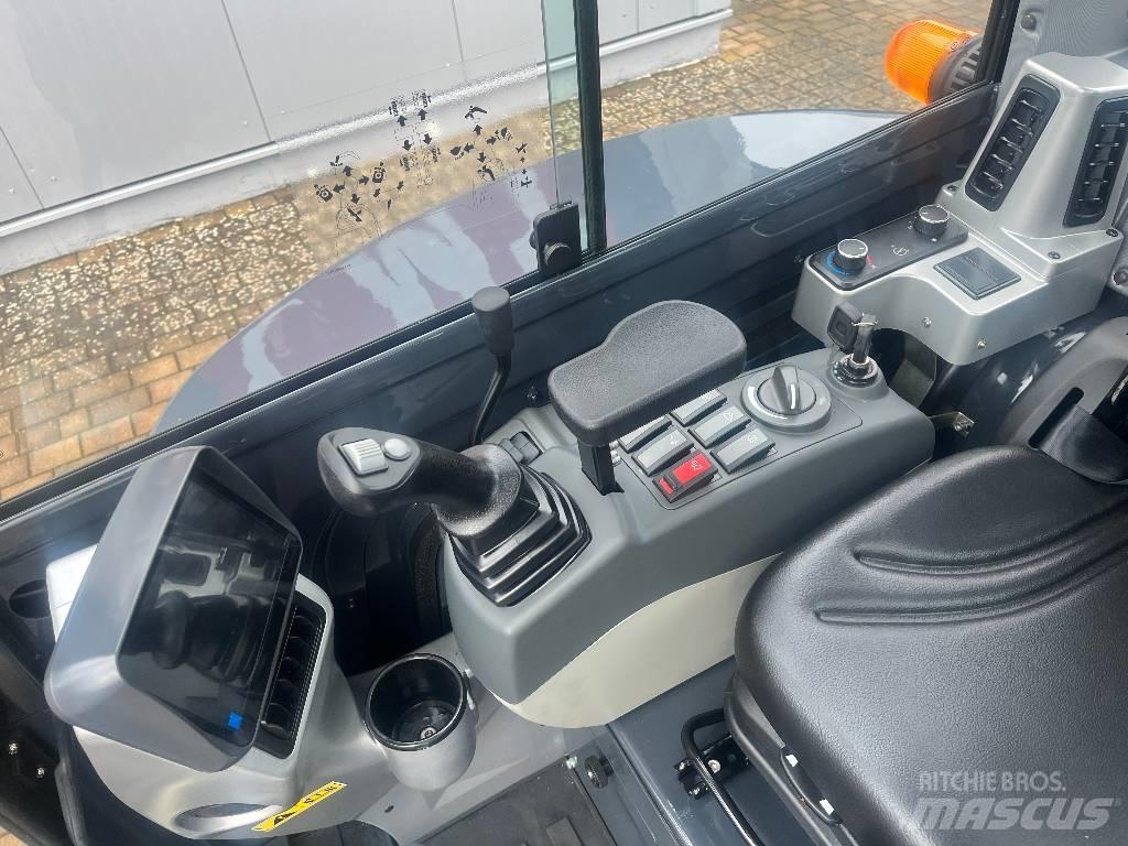 Atlas AC 35 UF 小型挖掘机