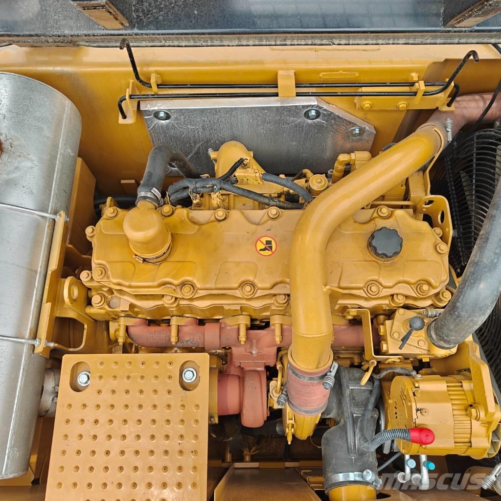 CAT 329 D 履带挖掘机