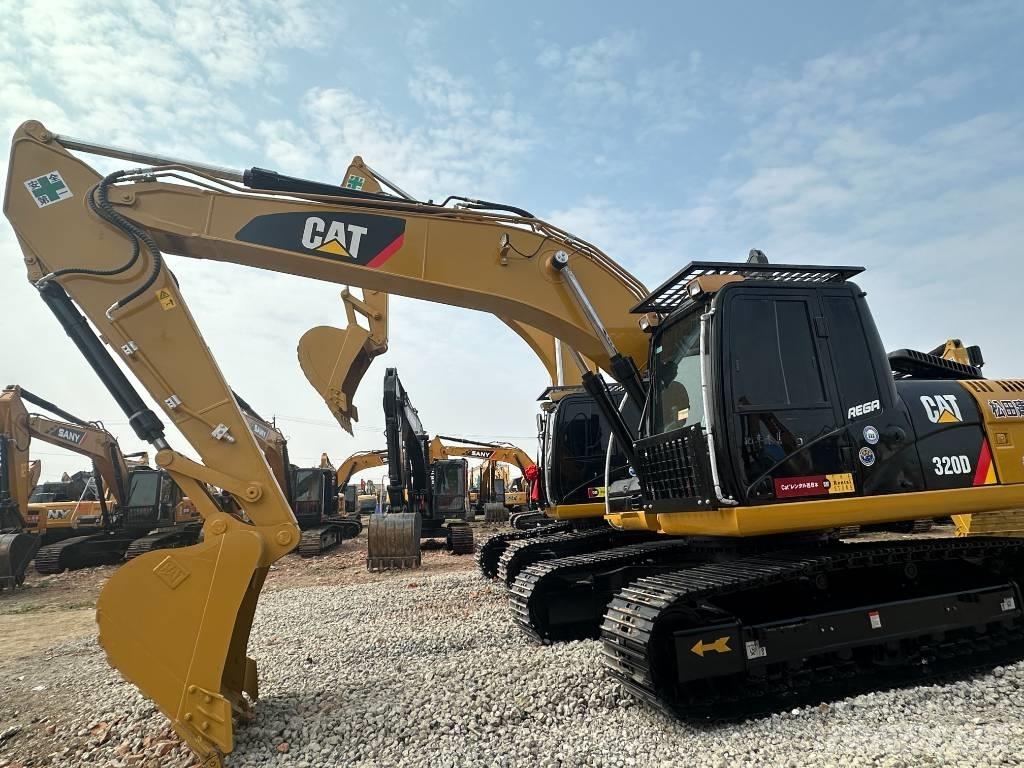 CAT 320 D 履带挖掘机