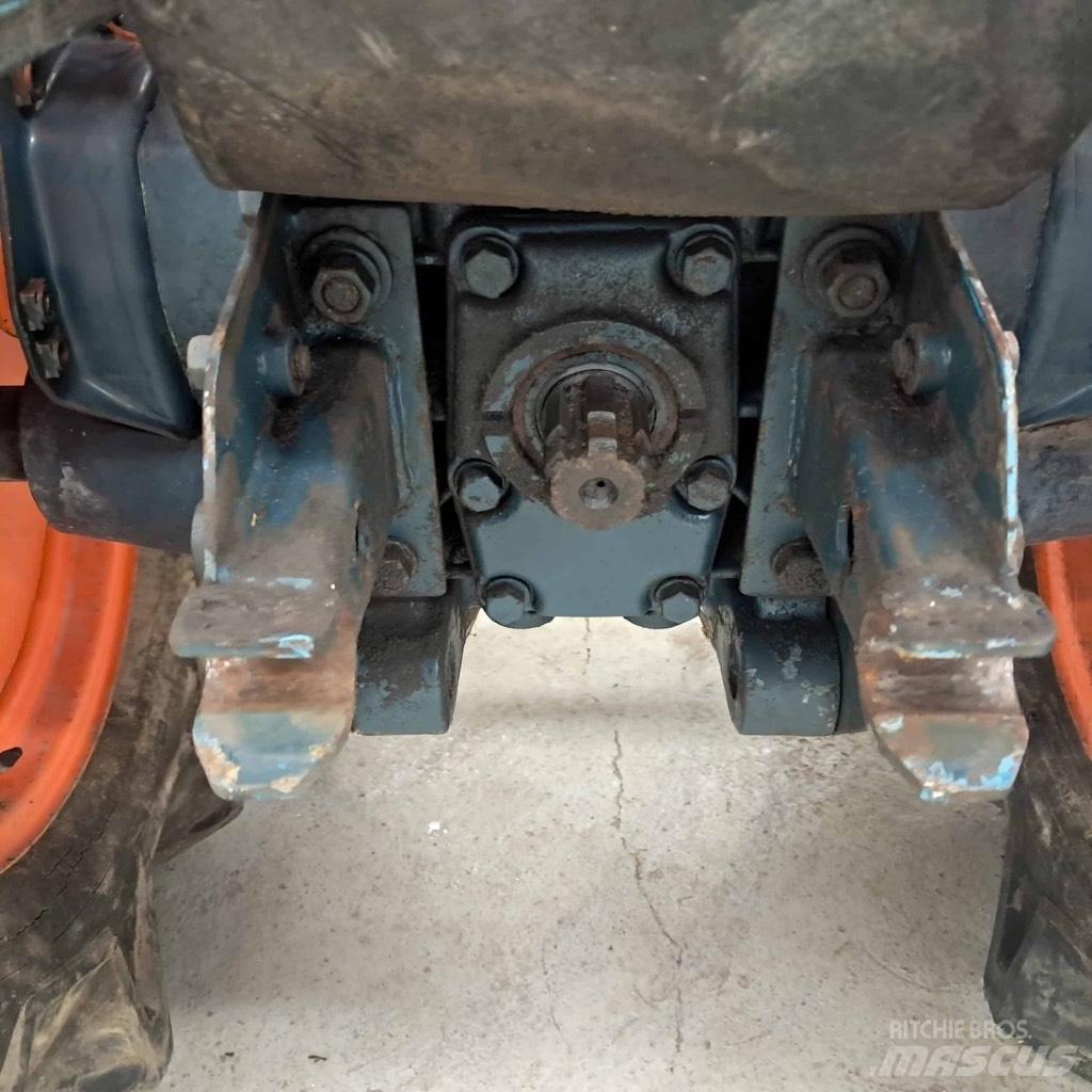 Kubota B 7000 拖拉机/农用车