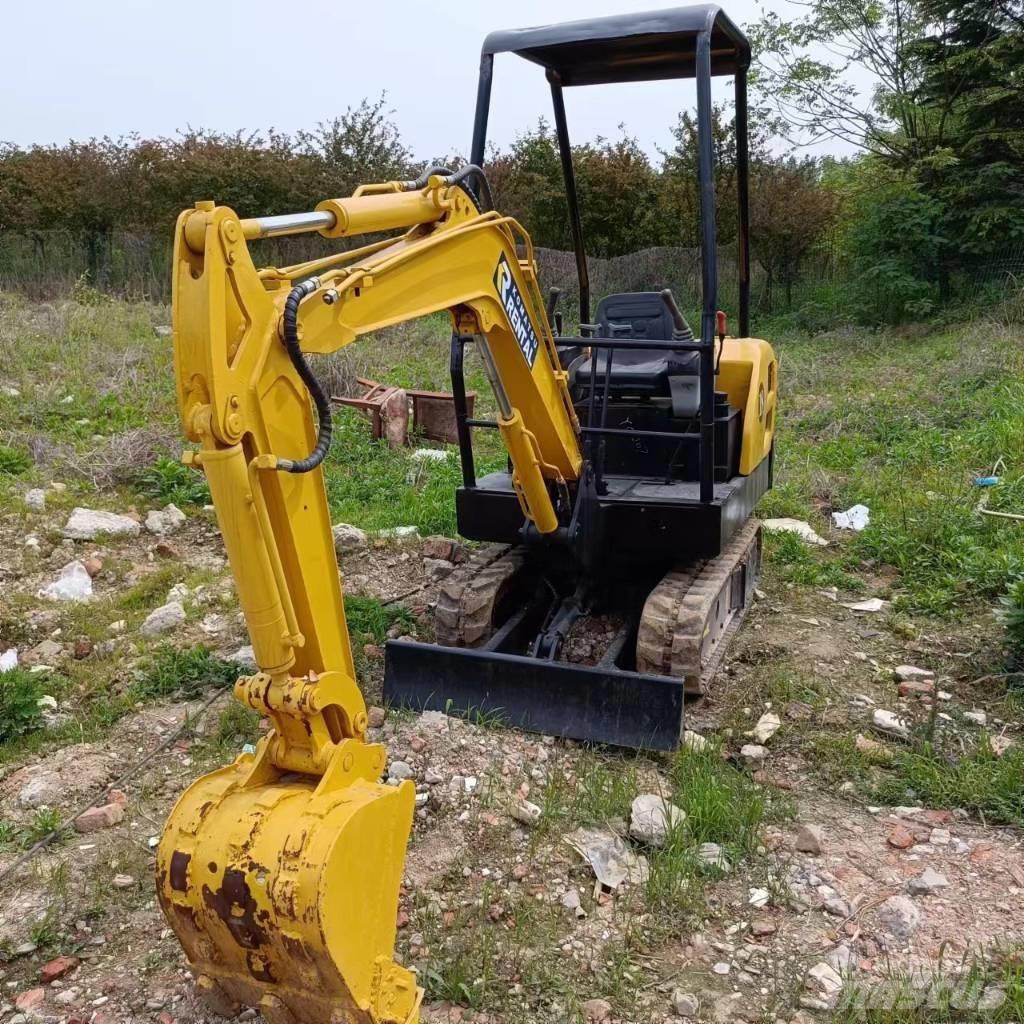 Komatsu PC 18 小型挖掘机