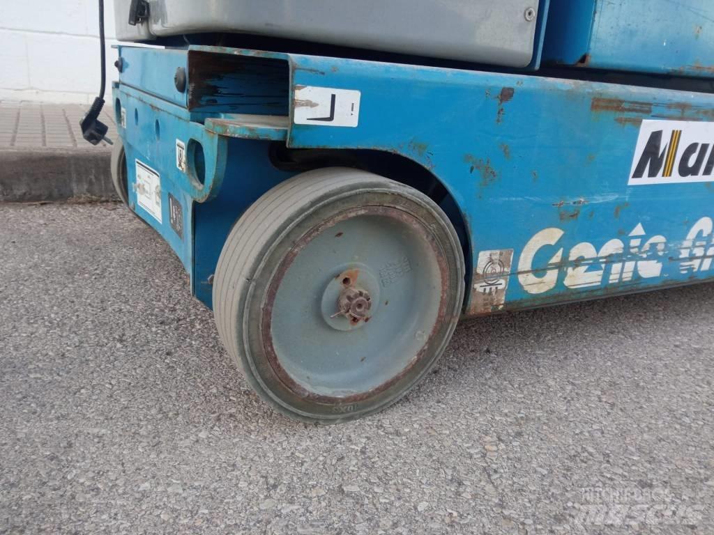 Genie GRC 12 客货电梯
