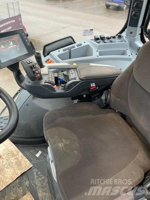 Valtra T214 Versu 拖拉机/农用车