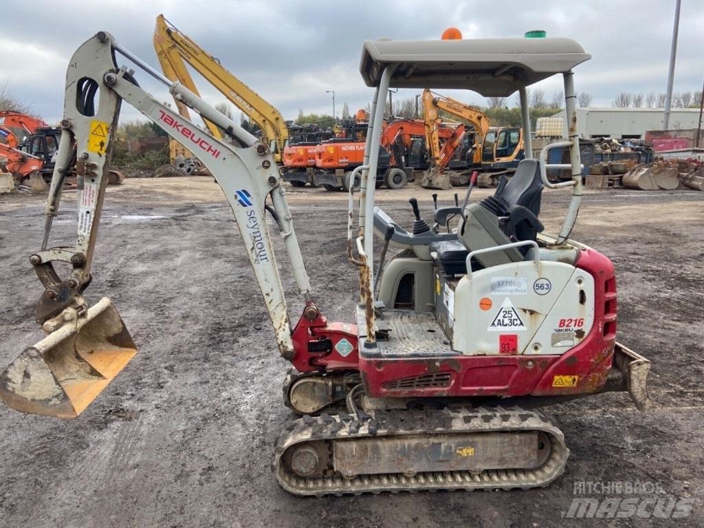 Takeuchi TB 216 小型挖掘机