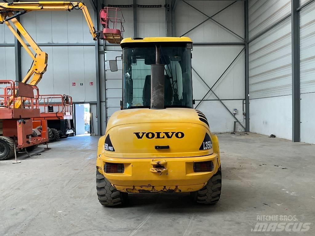 Volvo L 35 B-Z 轮式装载机