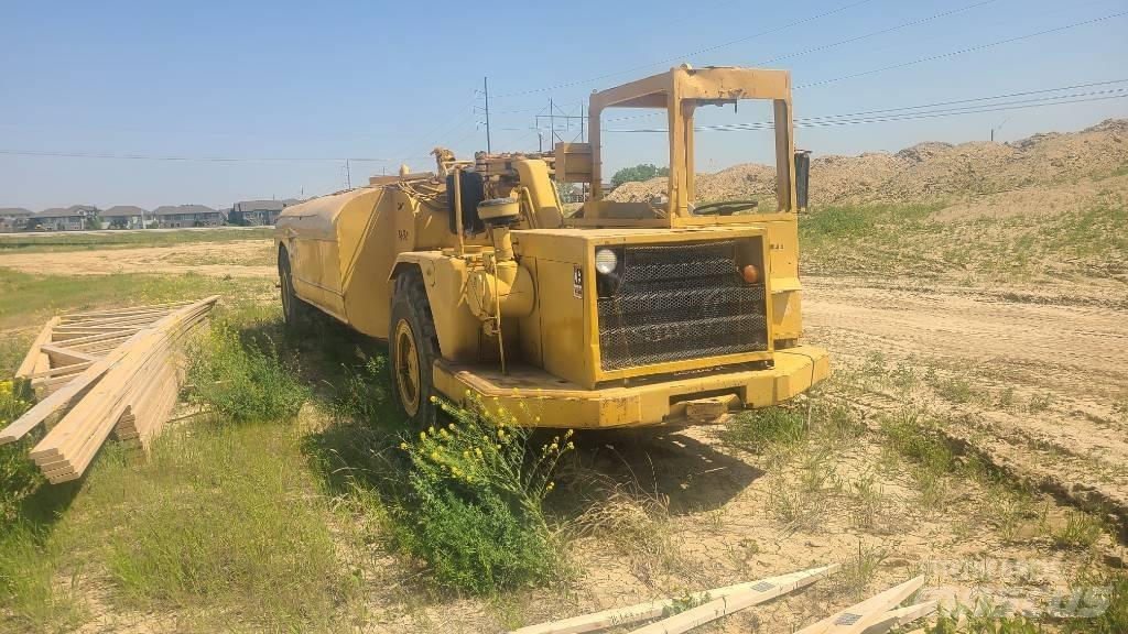 CAT 613 B 水罐车