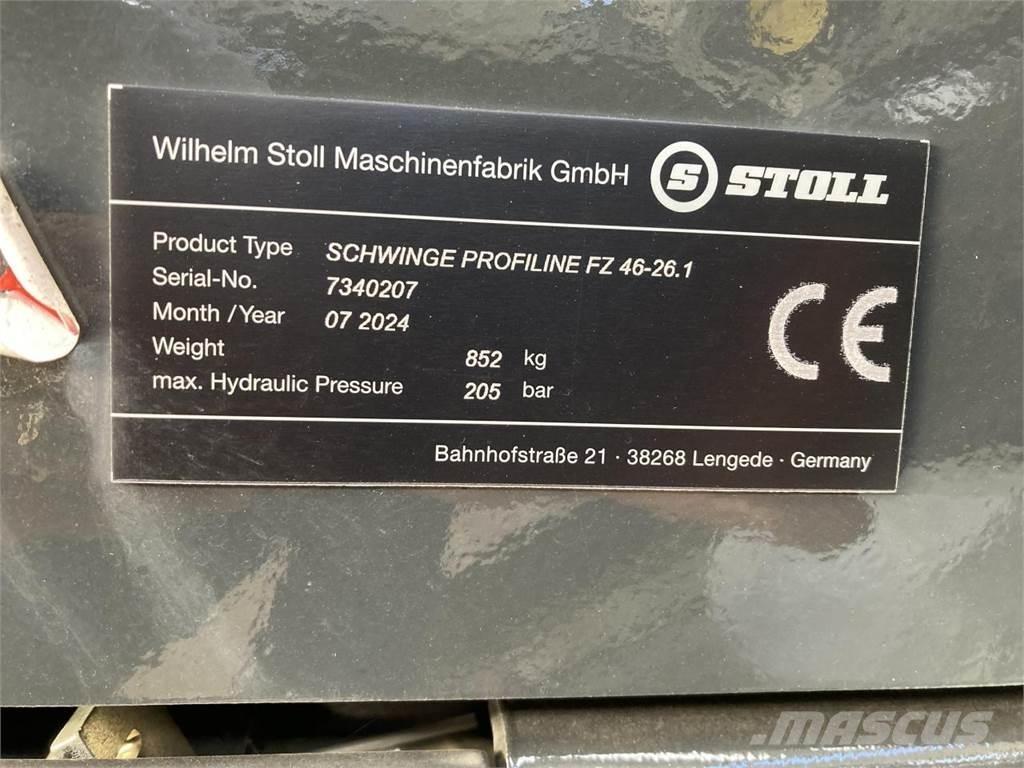 Stoll FZ 46-26.1 前装载和挖掘机