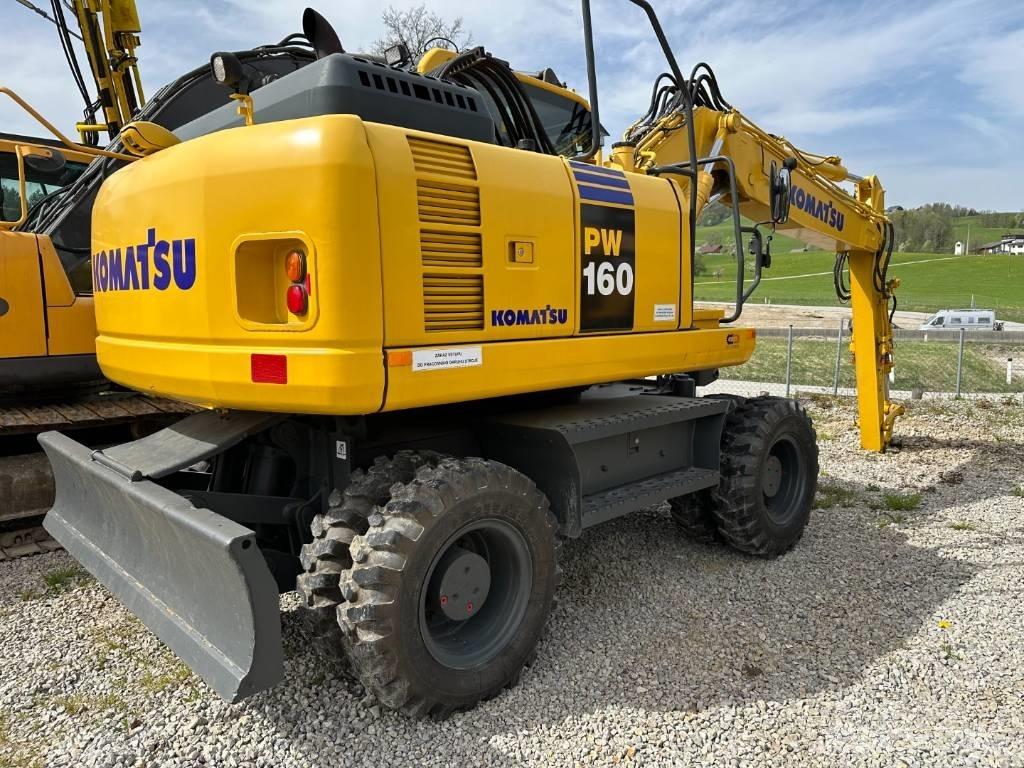 Komatsu PW 160-8 轮式挖掘机