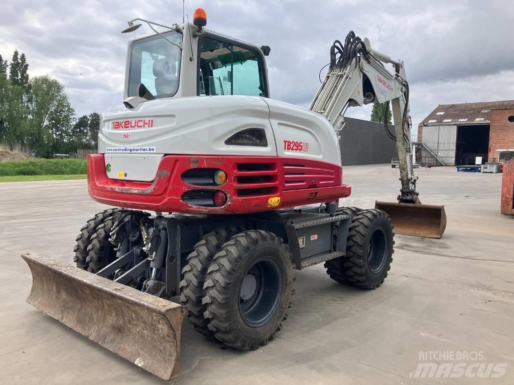 Takeuchi TB 295 W 轮式挖掘机