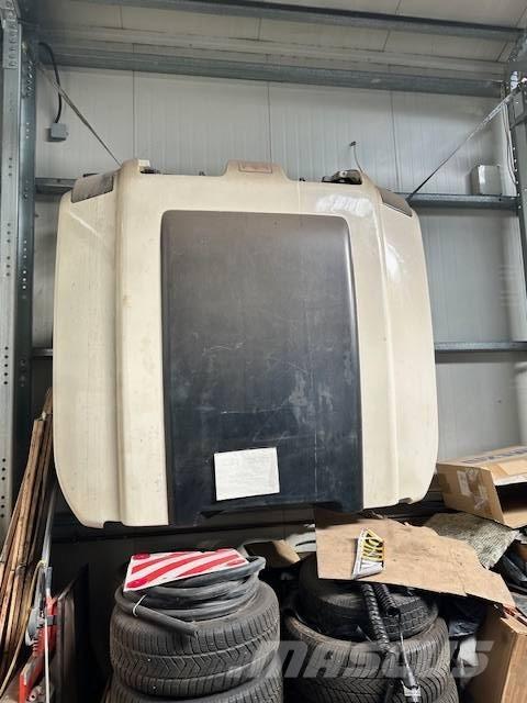 Terex TA300 铰接式自卸车