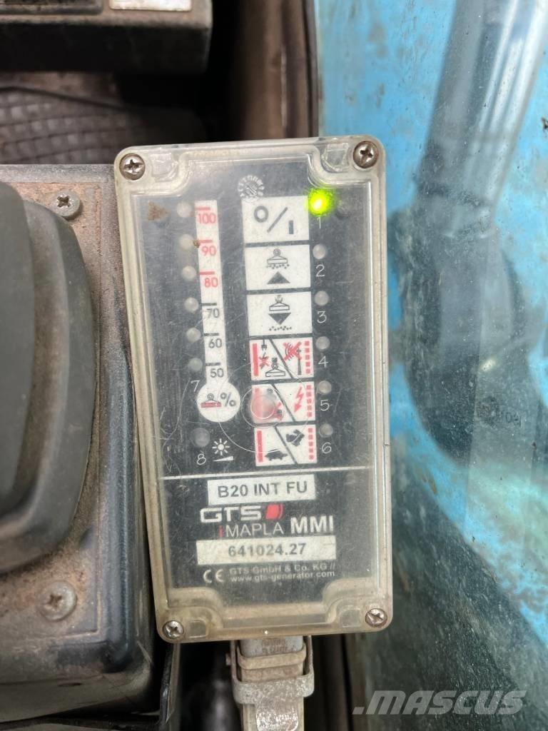 Terex Fuchs MHL350 工业挖掘机