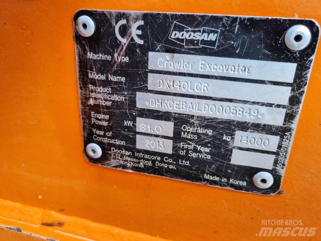 Doosan DX 140 LCR 挖坑机