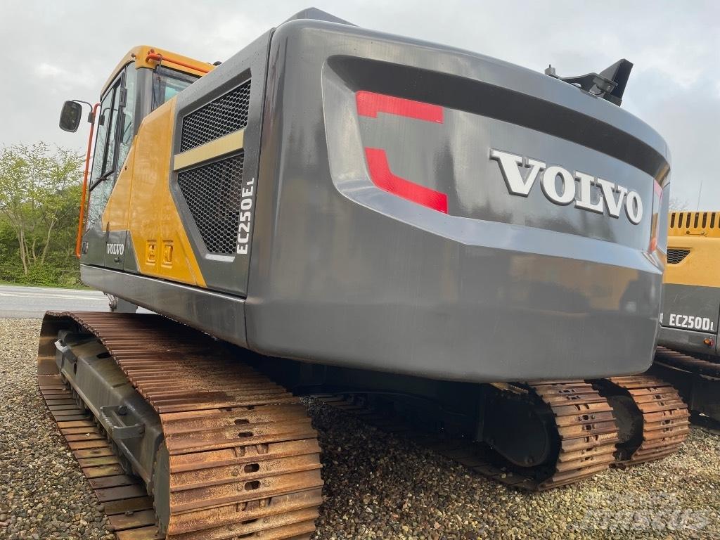 Volvo EC250EL 履带挖掘机