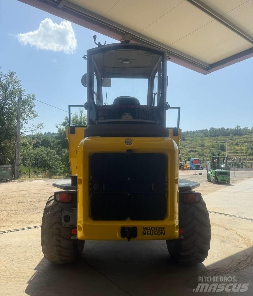 Wacker Neuson DW 100 翻斗车\公路型自卸车