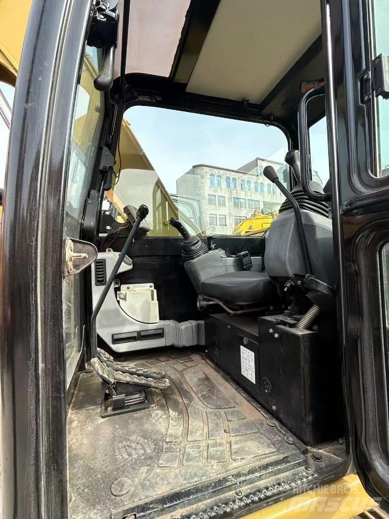CAT 307E 小型挖掘机