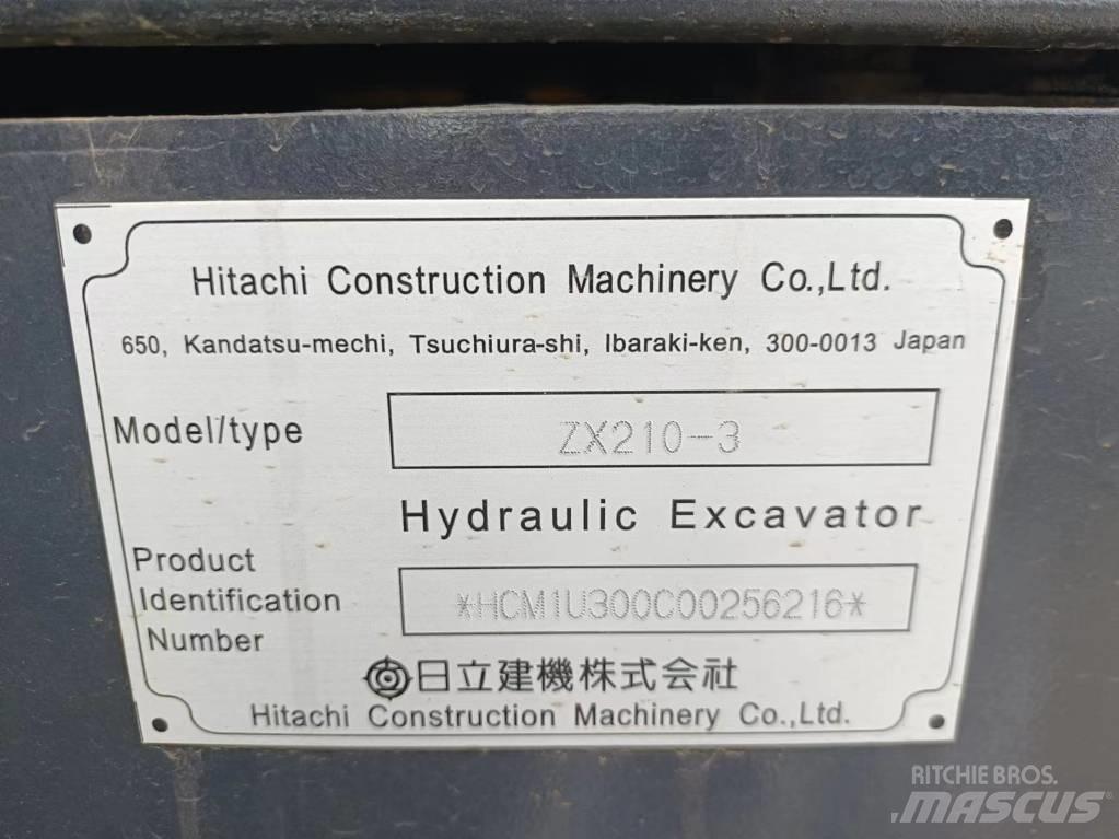 Hitachi ZX210 履带挖掘机