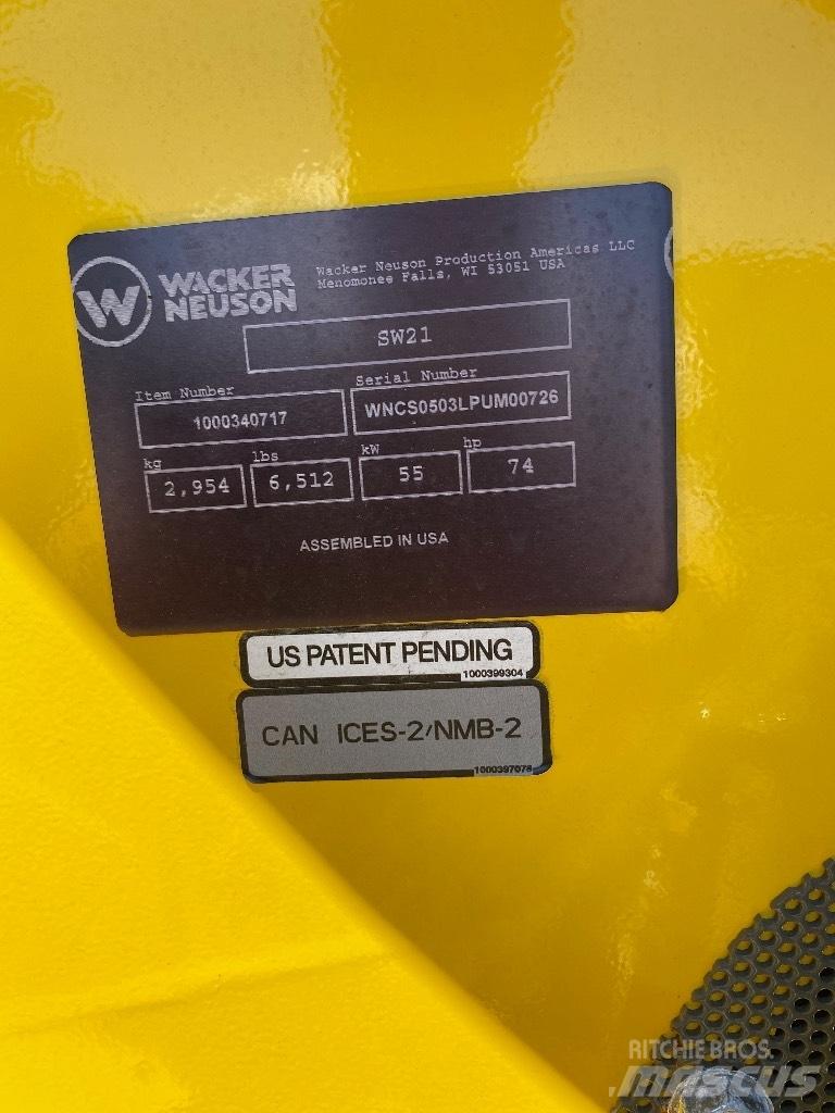 Wacker Neuson sw21 滑移装载机