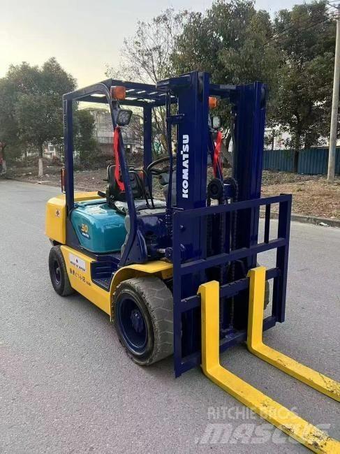 Komatsu FD 30 T-14 柴油叉车