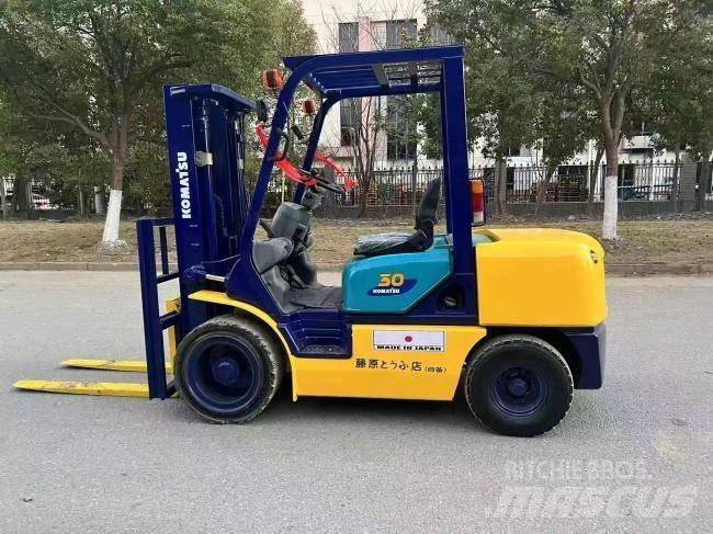 Komatsu FD 30 T-14 柴油叉车