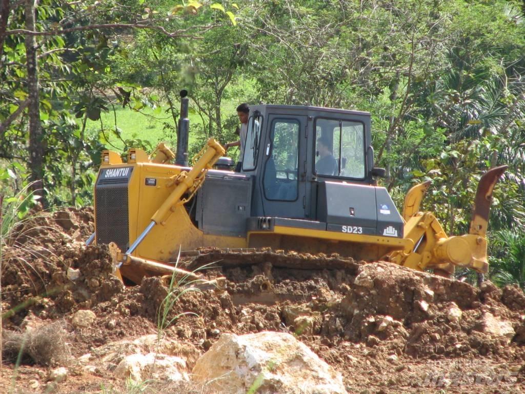 Shantui SD23 履带式推土机