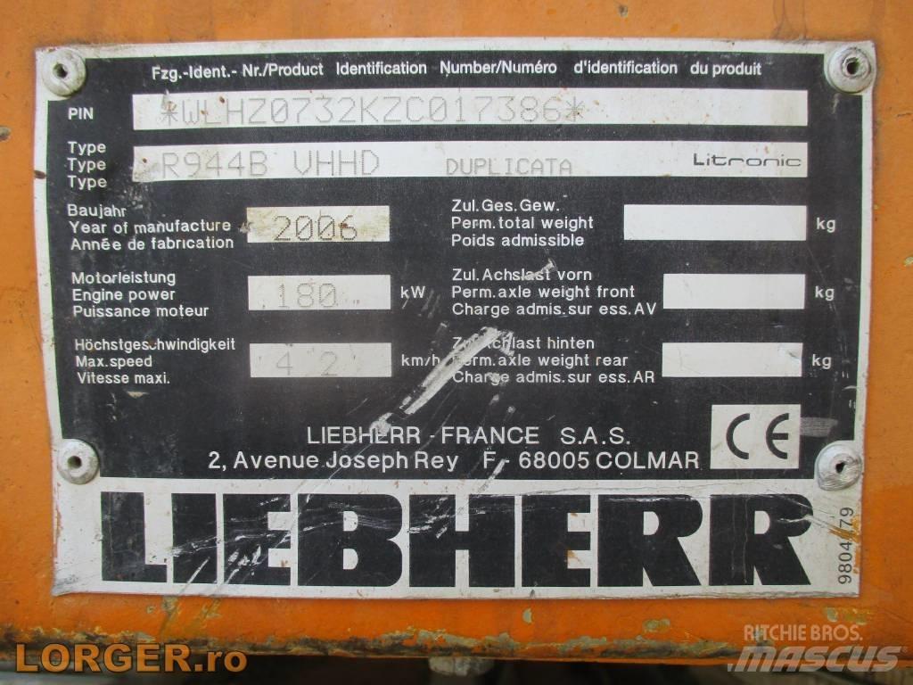 Liebherr R 944B VHHD 组装挖掘机