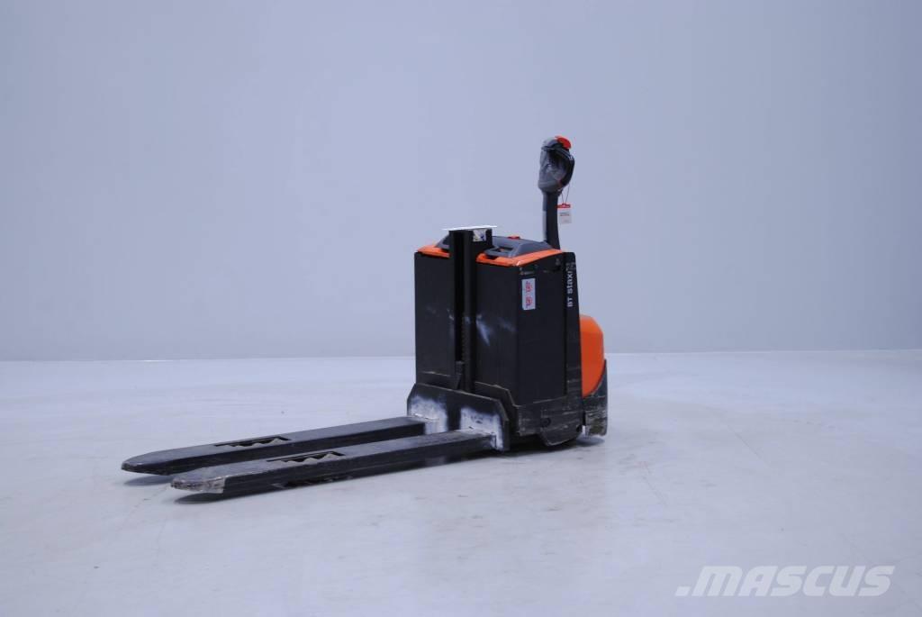 Toyota SWE080L 手推堆垛车