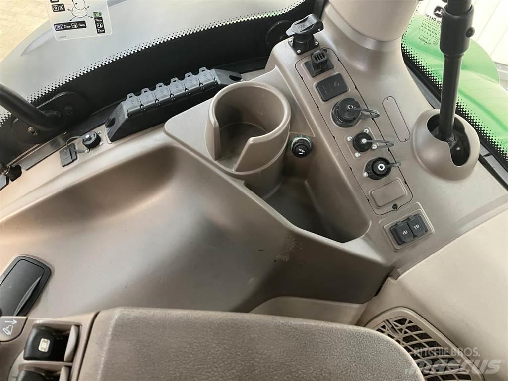 John Deere 6215R 拖拉机/农用车