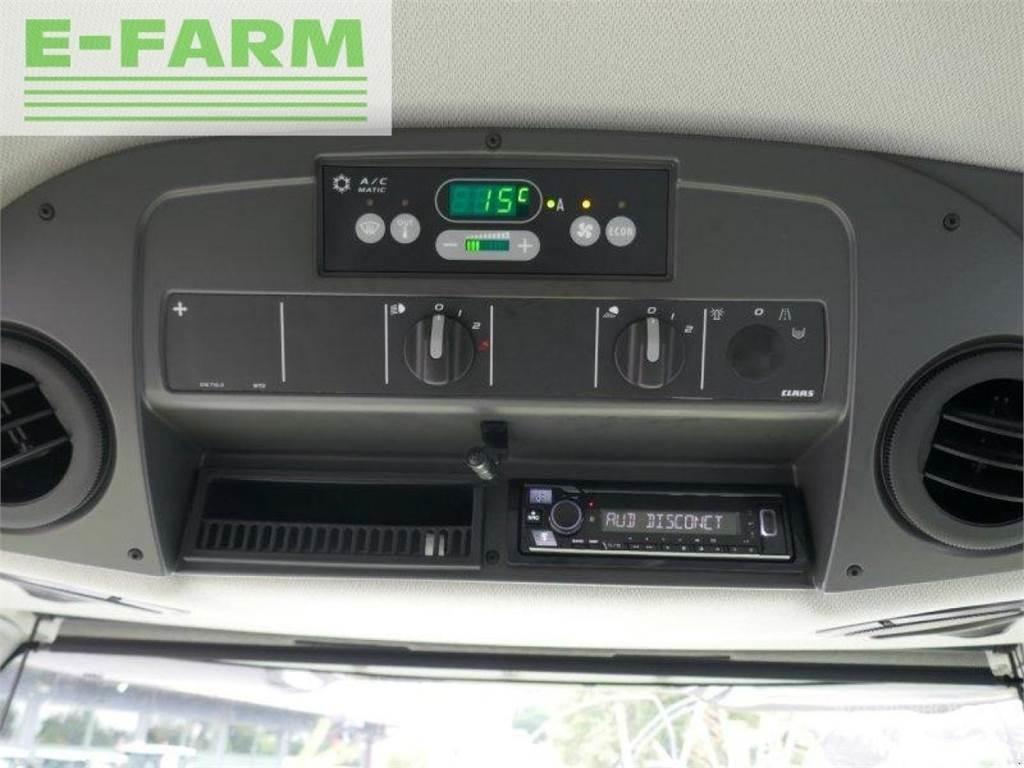 CLAAS avero 240 联合收割机