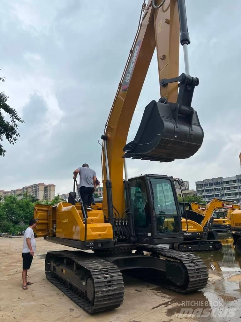 XCMG XE200GH 履带挖掘机