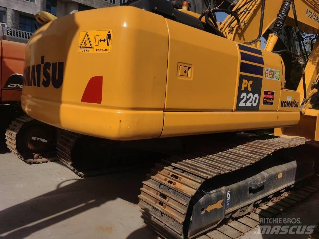Komatsu PC 220-7 履带挖掘机