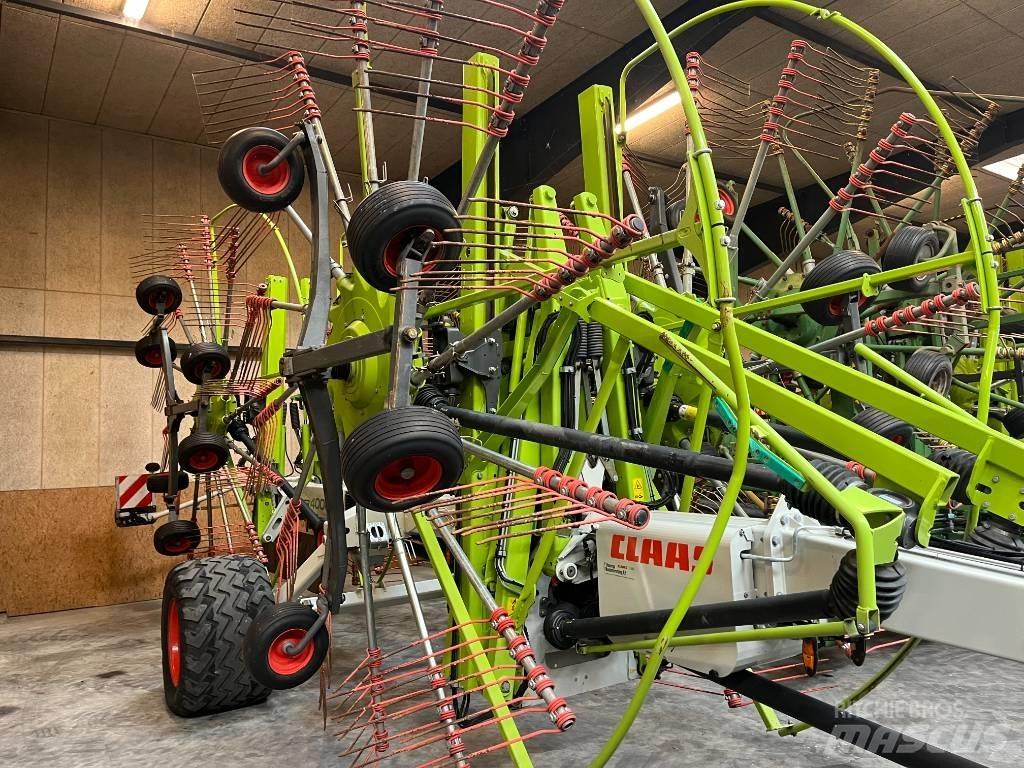 CLAAS Liner 4000 HHV 犁耙和摊草机