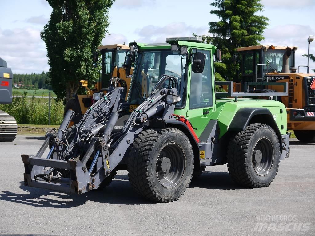 LM Trac 686 轮式装载机