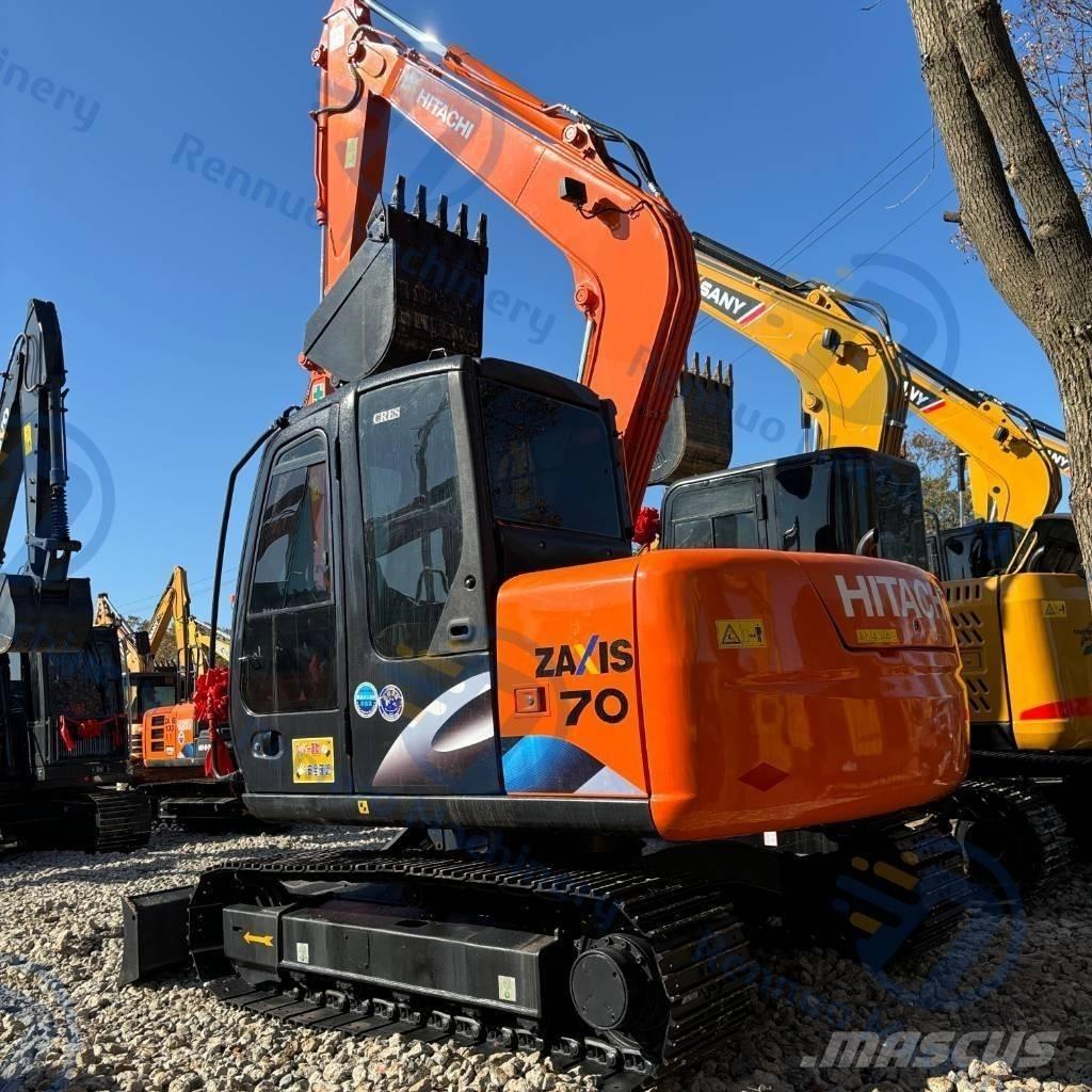 Hitachi ZX70 小型挖掘机