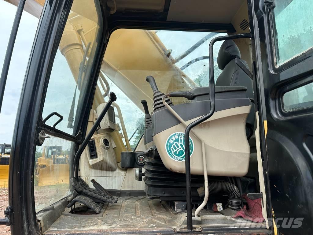 CAT 330 CL 履带挖掘机