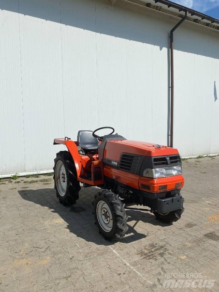 Kubota GL200 小型拖拉机
