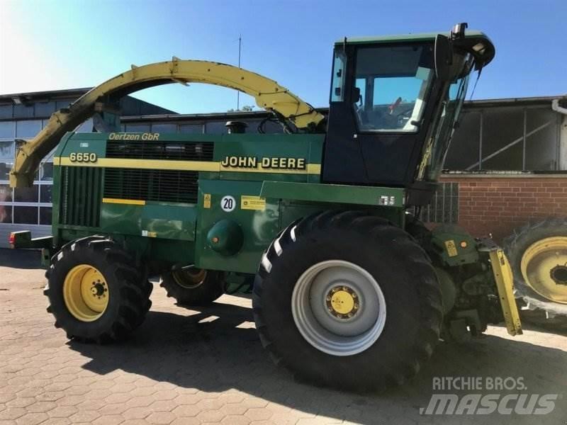John Deere 6650 青饲料收获机