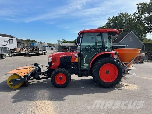 Kubota L2-452 小型拖拉机