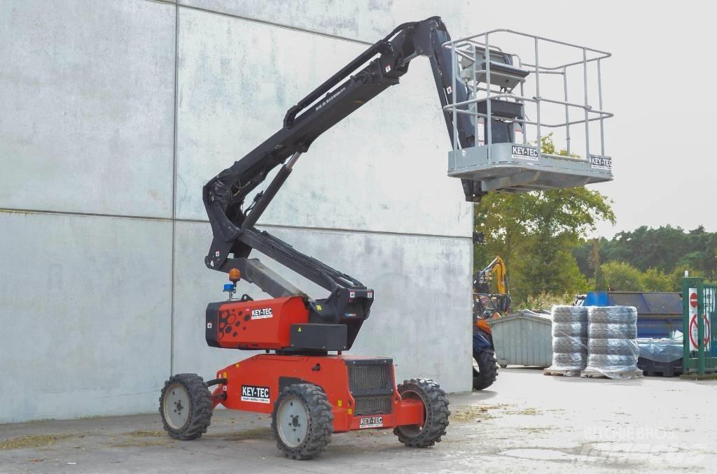 Manitou ManGo 12 曲臂高空工作平台