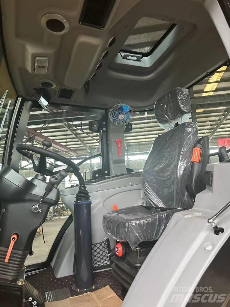 JCB 3CX 反铲装载机