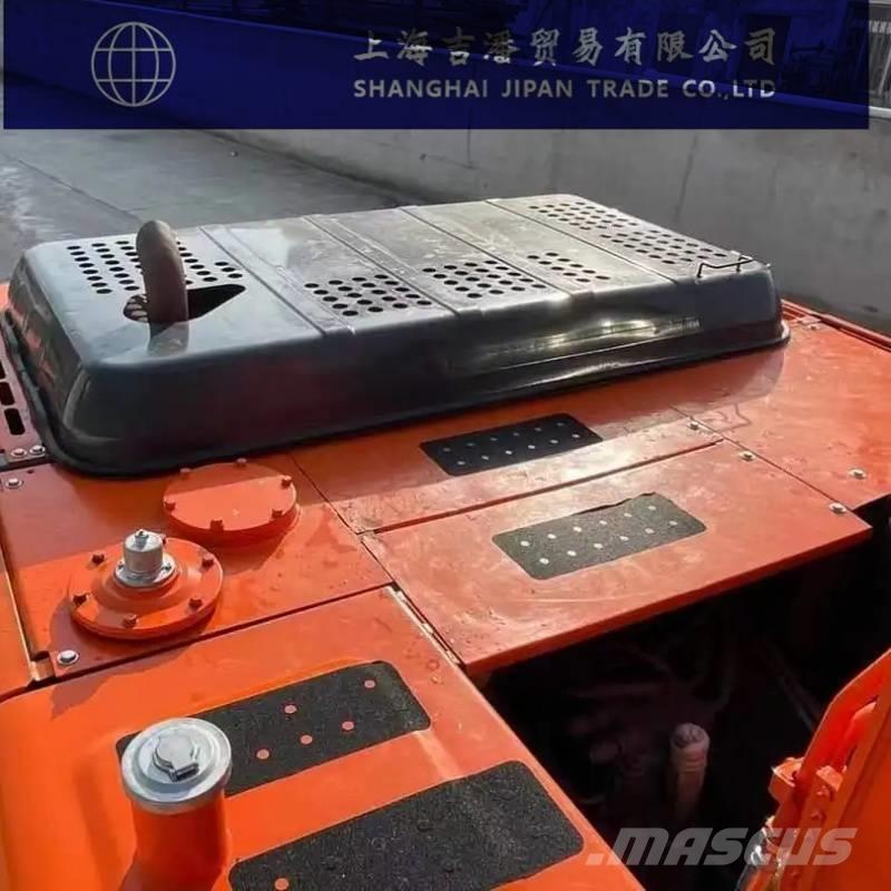 Hitachi ZX 200 履带挖掘机